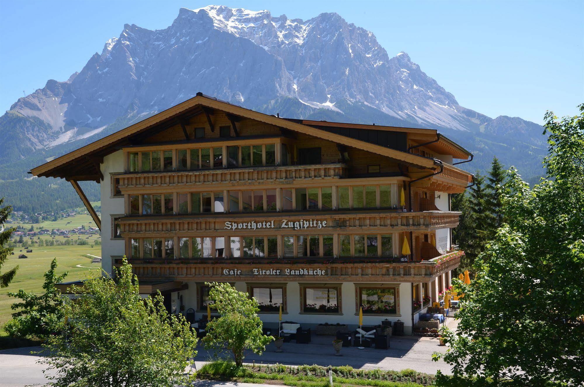 לרמוס Sporthotel Zugspitze מראה חיצוני תמונה