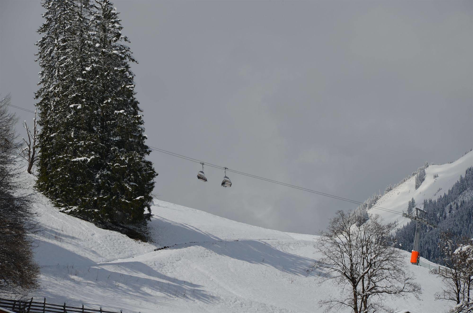לרמוס Sporthotel Zugspitze מראה חיצוני תמונה
